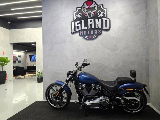 HARLEY-DAVIDSON SOFTAIL BREAKOUT 114 